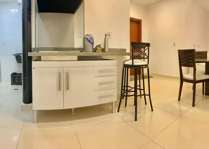 Cobertura próxima a praia com vista pro mar em Ubatuba